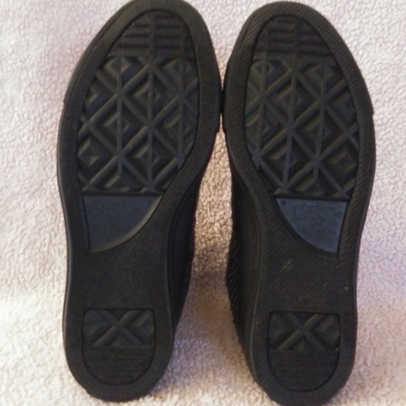 💕NWOT Converse CTAS "Wonderland" Womens Sneakers - Picture 13 of 15